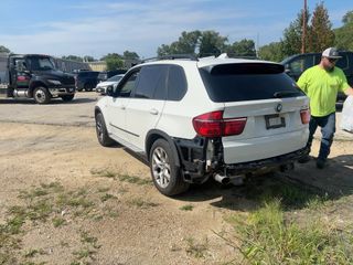 2012 BMW X5 - Exterior Rear Left Corner Image
